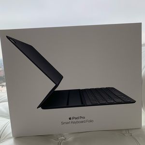New never used iPro 12.9 inch Smart Keyboard Folio